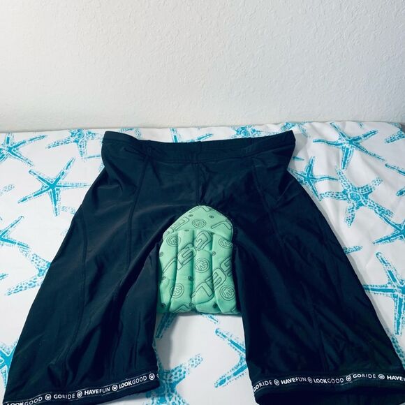 Cycling Shorts - Picture 6 of 9